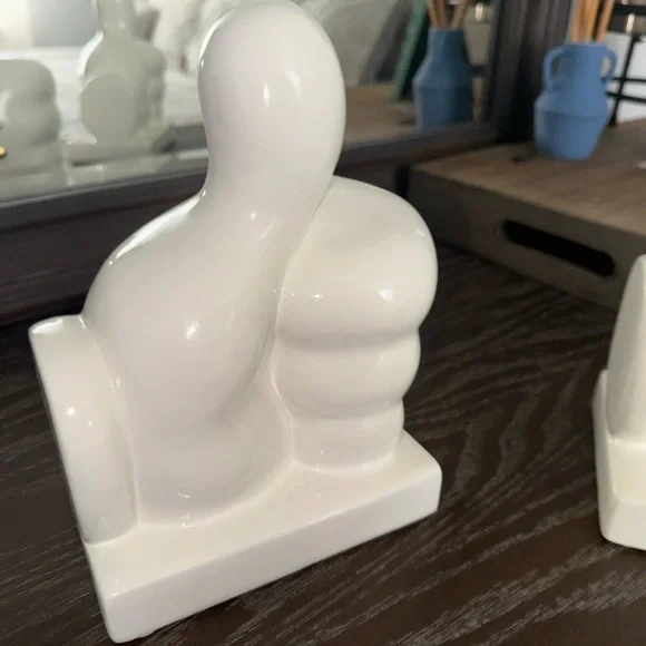 Disney White and Gold Mickey gloves Art Decor - Picture 4 of 12